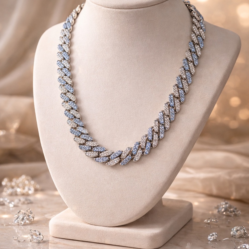 DENKAYS STATEMENT NECKLACE